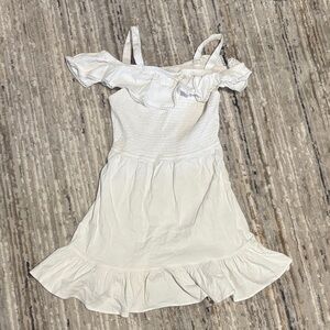 SO Cream Off-Shoulder Top